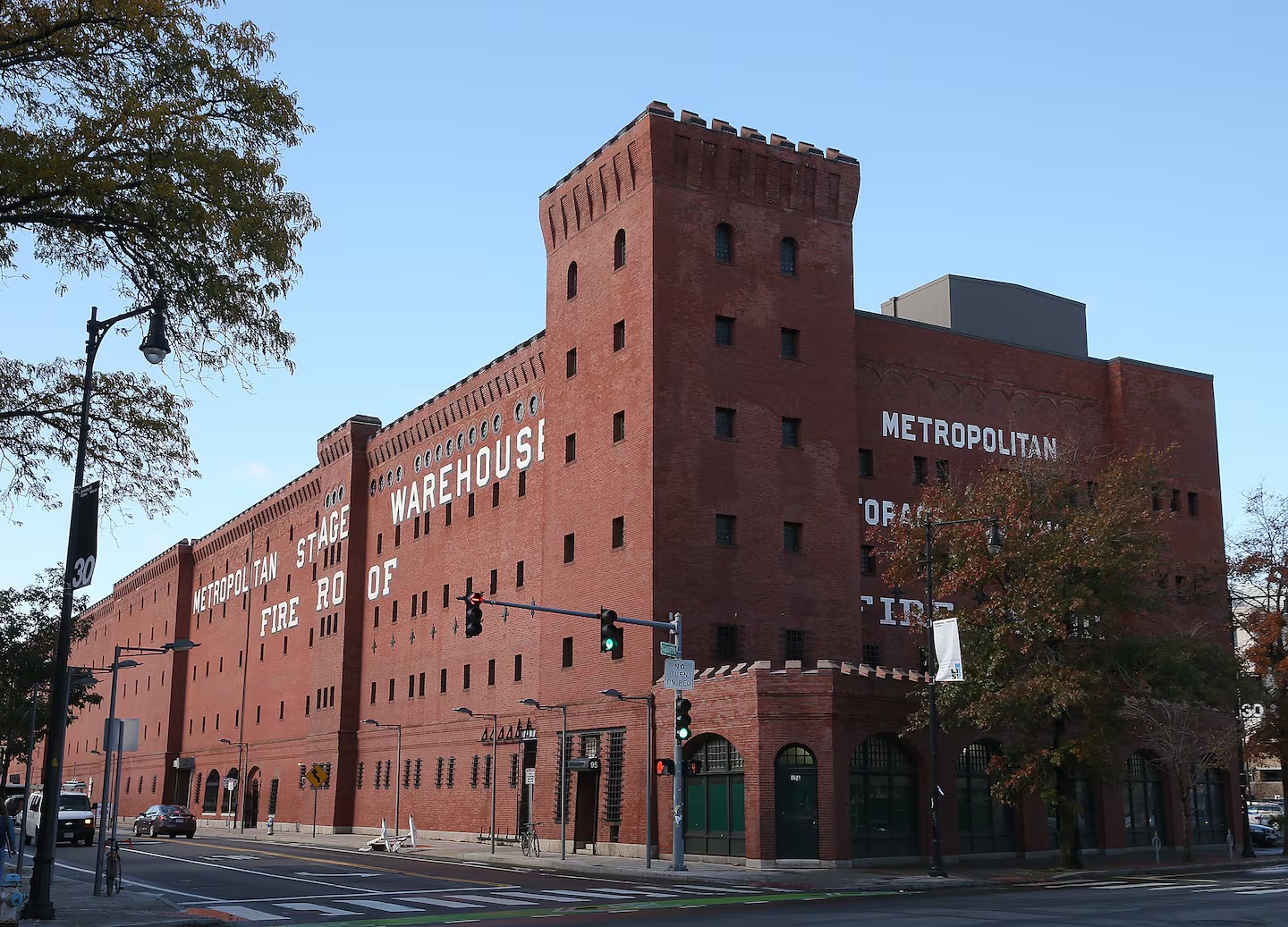 設計邁向教育創新與跨學科融合領域